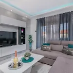 Luxury Lure * 크르크