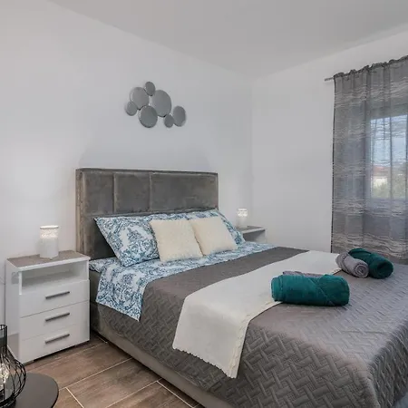 Luxury Lure Apartman Krk Town