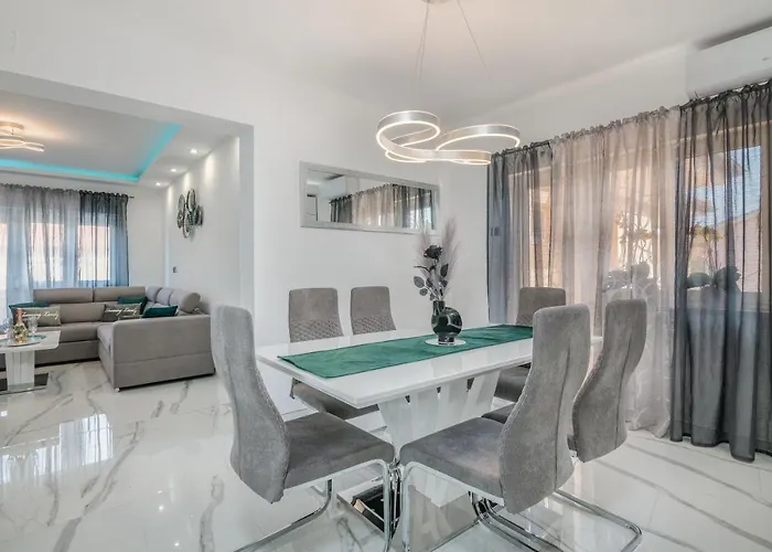 Luxury Lure Lejlighed *